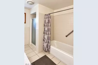 2356 Shawnee Trail, Youngstown, OH 44511 - Photo 10