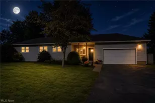 14035 Allison Dr, Doylestown, OH 44230 - Photo 2