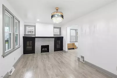 532 Hazel Place, Akron, OH 44304 - Photo 8