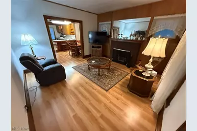 410 E 2nd Street, Dover, OH 44622 - Photo 4