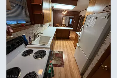 410 E 2nd Street, Dover, OH 44622 - Photo 12