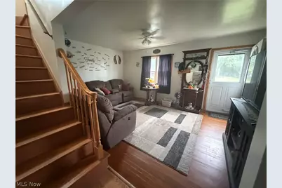 5289 Smith Road, Brook Park, OH 44142 - Photo 10