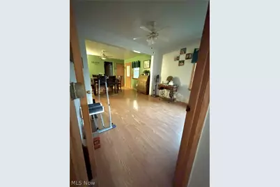 5289 Smith Road, Brook Park, OH 44142 - Photo 16
