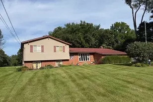 9011 Lost Trail Ave NE, Canton, OH 44721 - Photo 1