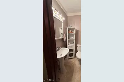 9011 Lost Trail Avenue NE, Canton, OH 44721 - Photo 16