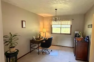 9011 Lost Trail Ave NE, Canton, OH 44721 - Photo 8