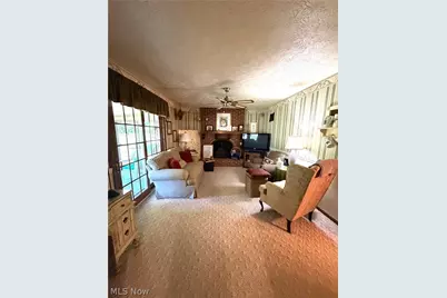 9011 Lost Trail Avenue NE, Canton, OH 44721 - Photo 12