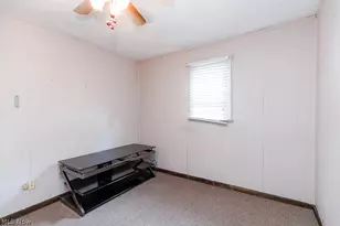 114 Sheriff St, Elyria, OH 44035 - Photo 26