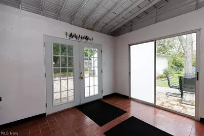 114 Sheriff Street, Elyria, OH 44035 - Photo 8
