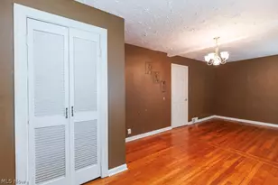 114 Sheriff St, Elyria, OH 44035 - Photo 22