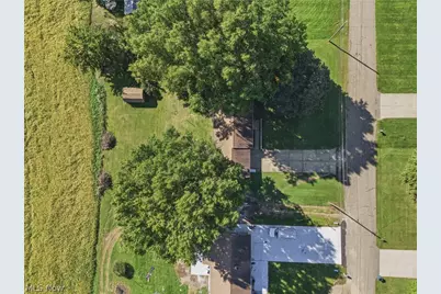 7660 Brookview Street, Louisville, OH 44641 - Photo 18