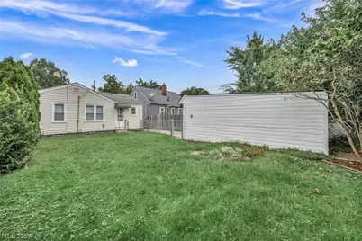18813 Parkmount, Loveland, OH 44135 - Photo 38