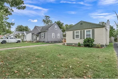 18813 Parkmount, Loveland, OH 44135 - Photo 4