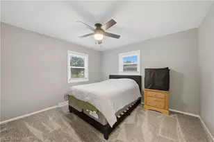 8008 Garnet Ave NE, Canton, OH 44721 - Photo 18