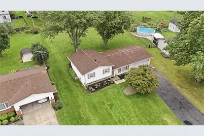 8008 Garnet Avenue NE, Canton, OH 44721 - Photo 34