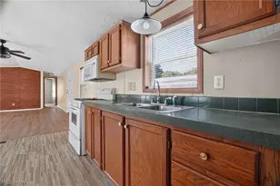 3583 Austin, Geneva, OH 44041 - Photo 12