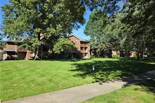 1150 Tollis Pkwy, Grandview Heights, OH 44147 - Photo 2