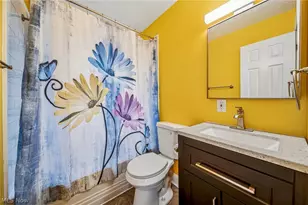 726 Lyndon Ave, Ashtabula, OH 44004 - Photo 14