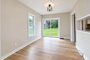 402 Hall Ave, Barberton, OH 44203 - Photo 4