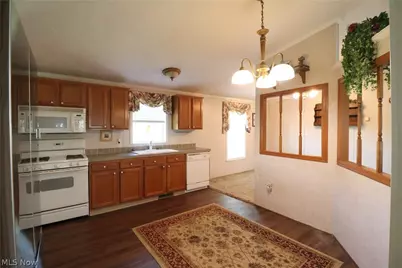 106 Shawnee Lane #106, Creston, OH 44217 - Photo 4