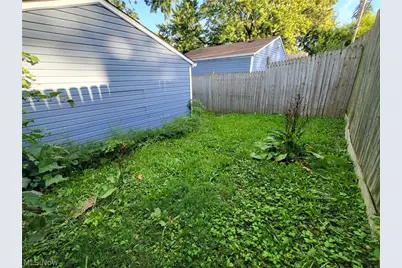 4050 Fulton Road, Loveland, OH 44144 - Photo 6
