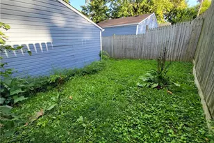 4050 Fulton Rd, Loveland, OH 44144 - Photo 6