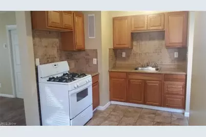 4050 Fulton Road, Loveland, OH 44144 - Photo 10