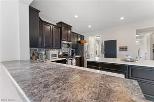 4426 Chevron Cir SW, Massillon, OH 44646 - Photo 16