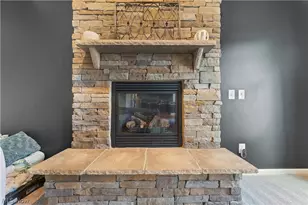 4426 Chevron Cir SW, Massillon, OH 44646 - Photo 10