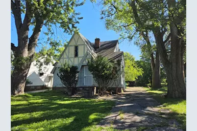 5245 Theodore Street, Maple Heights, OH 44137 - Photo 2