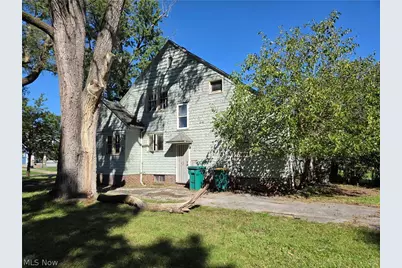 5245 Theodore Street, Maple Heights, OH 44137 - Photo 6