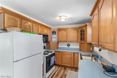 7765 Fern Drive, Mentor on the Lake, OH 44060 - Photo 6