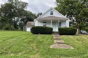 3007 Oak St, Barberton, OH 44203 - Photo 1