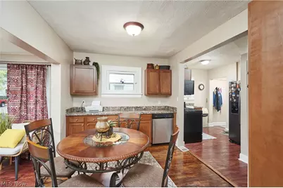 461 Newell Avenue, Akron, OH 44305 - Photo 6