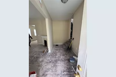 1210 Lawrence Road NE, Canton, OH 44705 - Photo 10