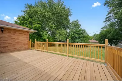 333 E Ridgewood Drive, Green Hills, OH 44131 - Photo 32
