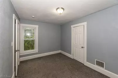 327 Schrock Place SW, Canton, OH 44647 - Photo 20
