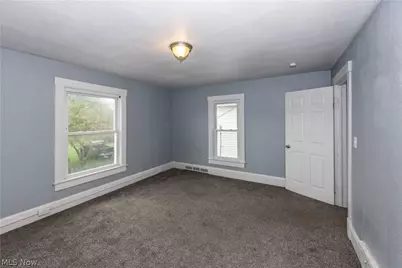 327 Schrock Place SW, Canton, OH 44647 - Photo 24