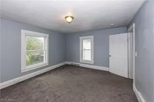 327 Schrock Pl SW, Canton, OH 44647 - Photo 24