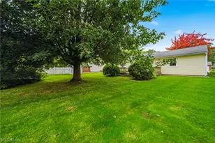 1016 Treelane Dr, Ashtabula, OH 44004 - Photo 10