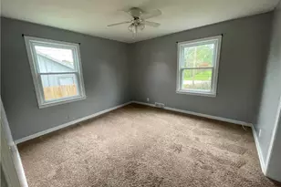 13060 Beeson St NE, Alliance, OH 44601 - Photo 10
