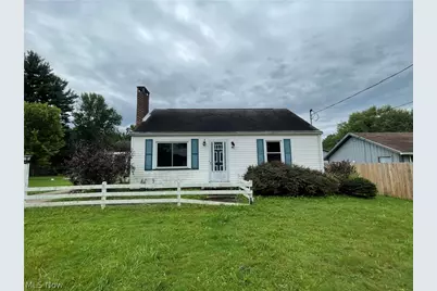 13060 Beeson Street NE, Alliance, OH 44601 - Photo 1