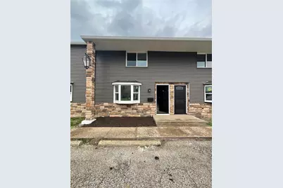 3960 W Erie Avenue #9, Lorain, OH 44053 - Photo 2