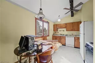 461 Delaware Dr, Brunswick, OH 44212 - Photo 14