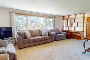 240 N 20th St, Weirton, WV 26062 - Photo 4