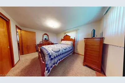 240 N 20th Street, Weirton, WV 26062 - Photo 18