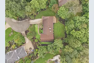 2500 Treetop Circle NE, Canton, OH 44705 - Photo 10