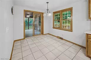 2500 Treetop Cir NE, Canton, OH 44705 - Photo 14