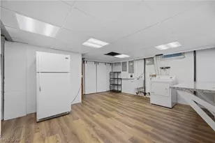 2500 Treetop Cir NE, Canton, OH 44705 - Photo 48