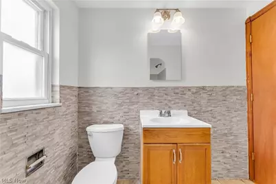 3819 W 137th Street #2/UP, Loveland, OH 44111 - Photo 14